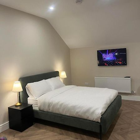 Attic Room In Citywest Dublín Exterior foto